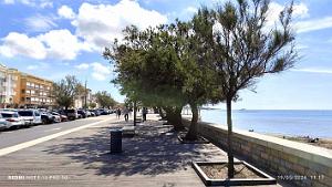LE GRAU D'AGDE - Marche - Quai - Plage (64)